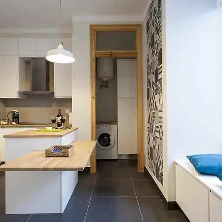 Altido Elegant 3br Apt, 10 Mins To Santa Justa Lift