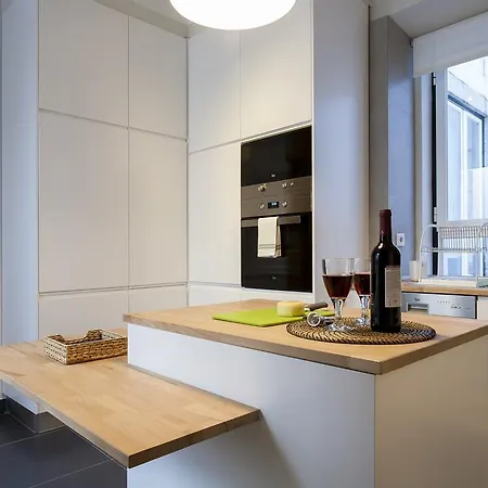Altido Elegant 3br Apt, 10 Mins To Santa Justa Lift Appartamento