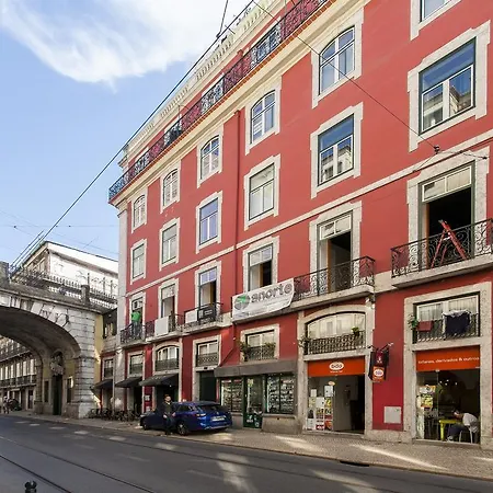 Appartamento Altido Elegant 3br Apt, 10 Mins To Santa Justa Lift Lisbona